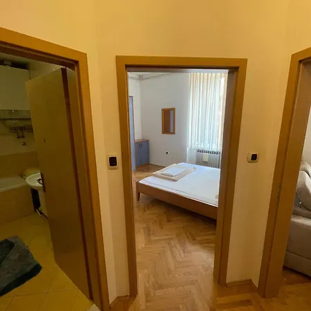Center Ii - 5 Min Walk To Everything Important Apartment *